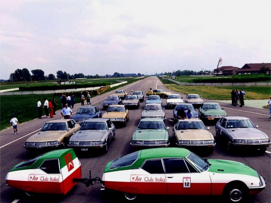  Citroen SM 1970 года  (фото 10 из 32)